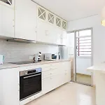 Spacious 3-bedroom With Pool & Balcony - Steps From Puerto Colon, & Local Attractions Apartment *