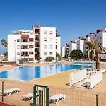 Spacious 3-bedroom With Pool & Balcony - Steps From Puerto Colon, & Local Attractions Apartment